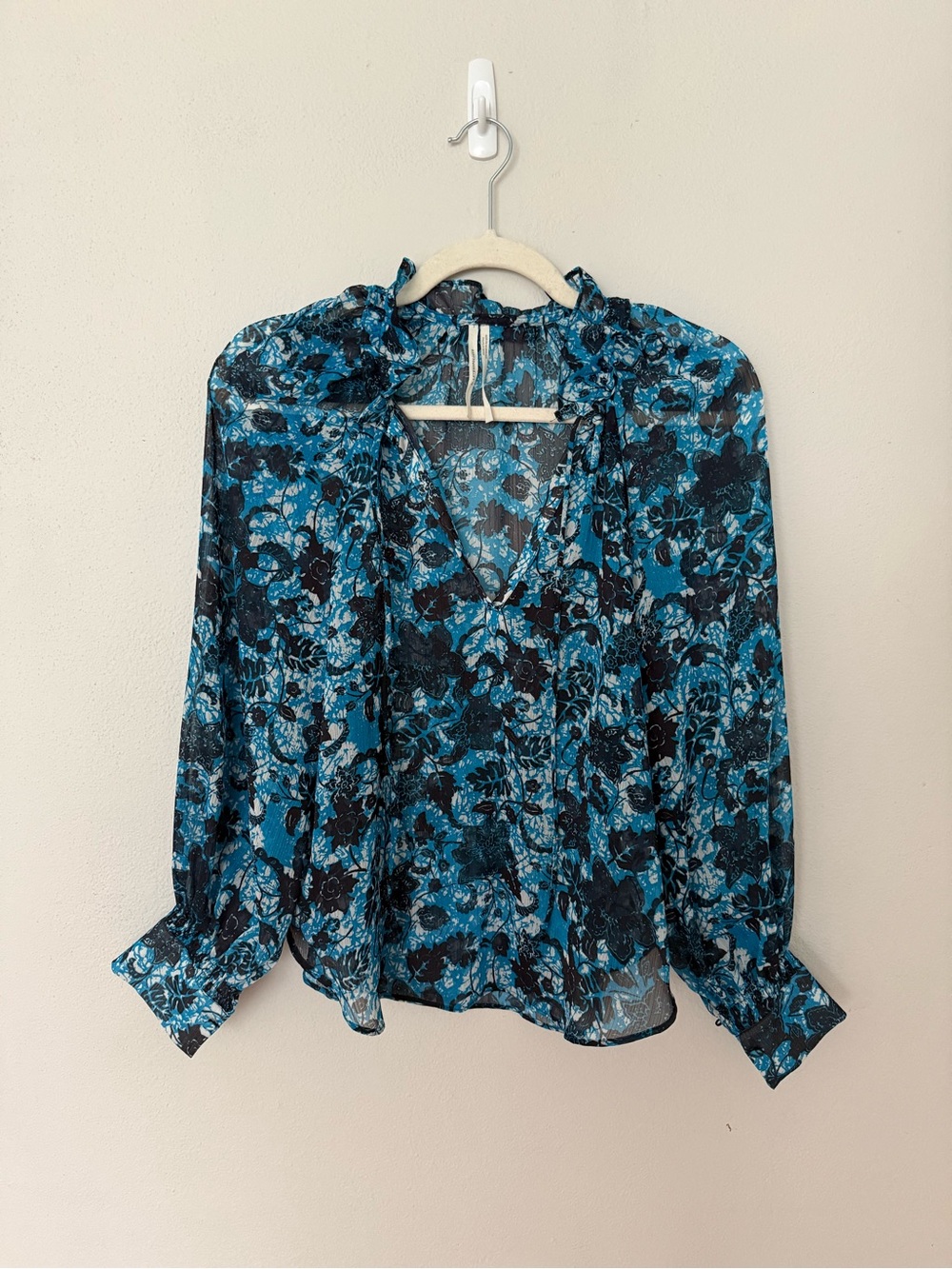Anthropologie Women's Teal Floral V-Neck Blouse